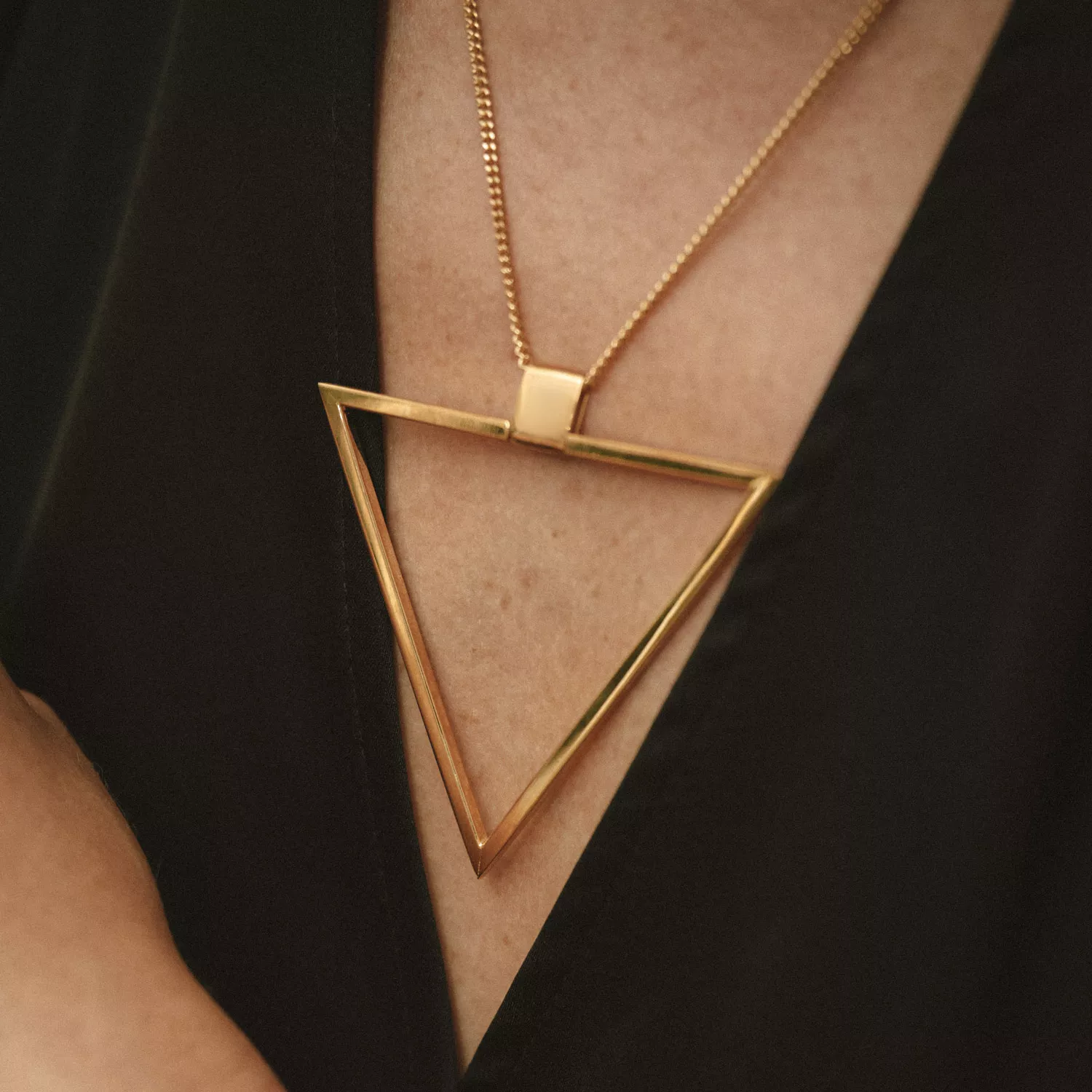Briju Kolia z żółtego srebra Geometric 925S (KO-001926) 