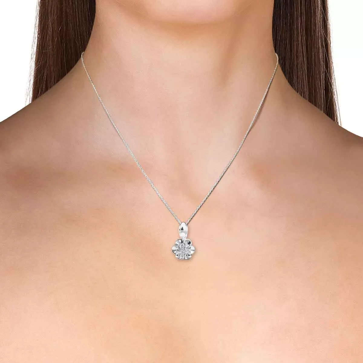 Briju Wisiorek / zawieszka na łańcuszek z brylantami 0,042 ct białe złoto 585 (B0671-107) 